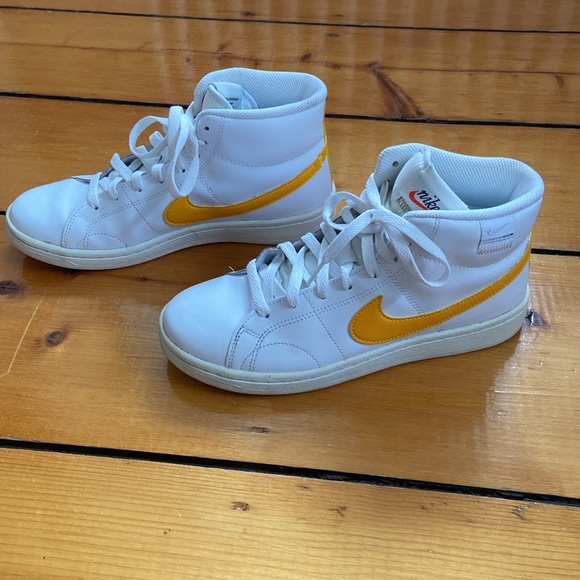 Nike Women's Court Royale 2 Mid White Sneakers Size 8 - Picture 6 of 14